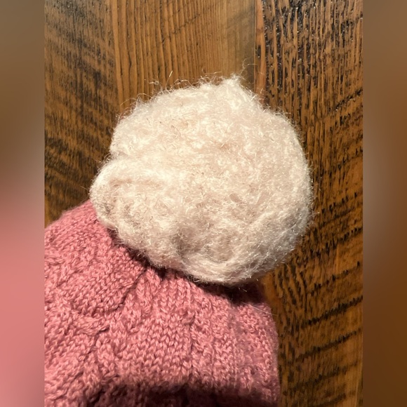 Lululemon Show Me The Sherpa Pink Merino Wool Cable Knit Beanie Hat - Picture 7 of 13